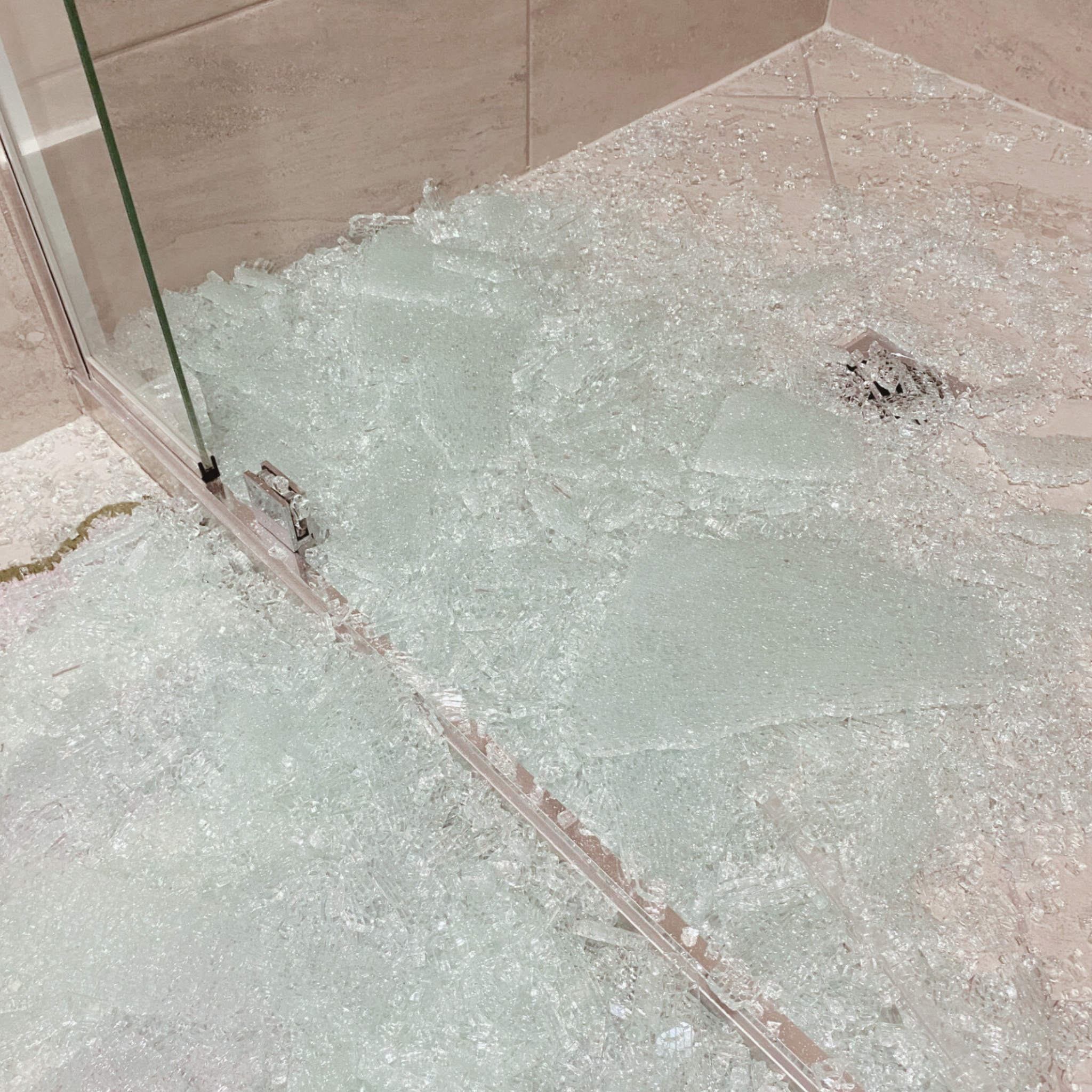 Spontaneous Glass Explosion Guide